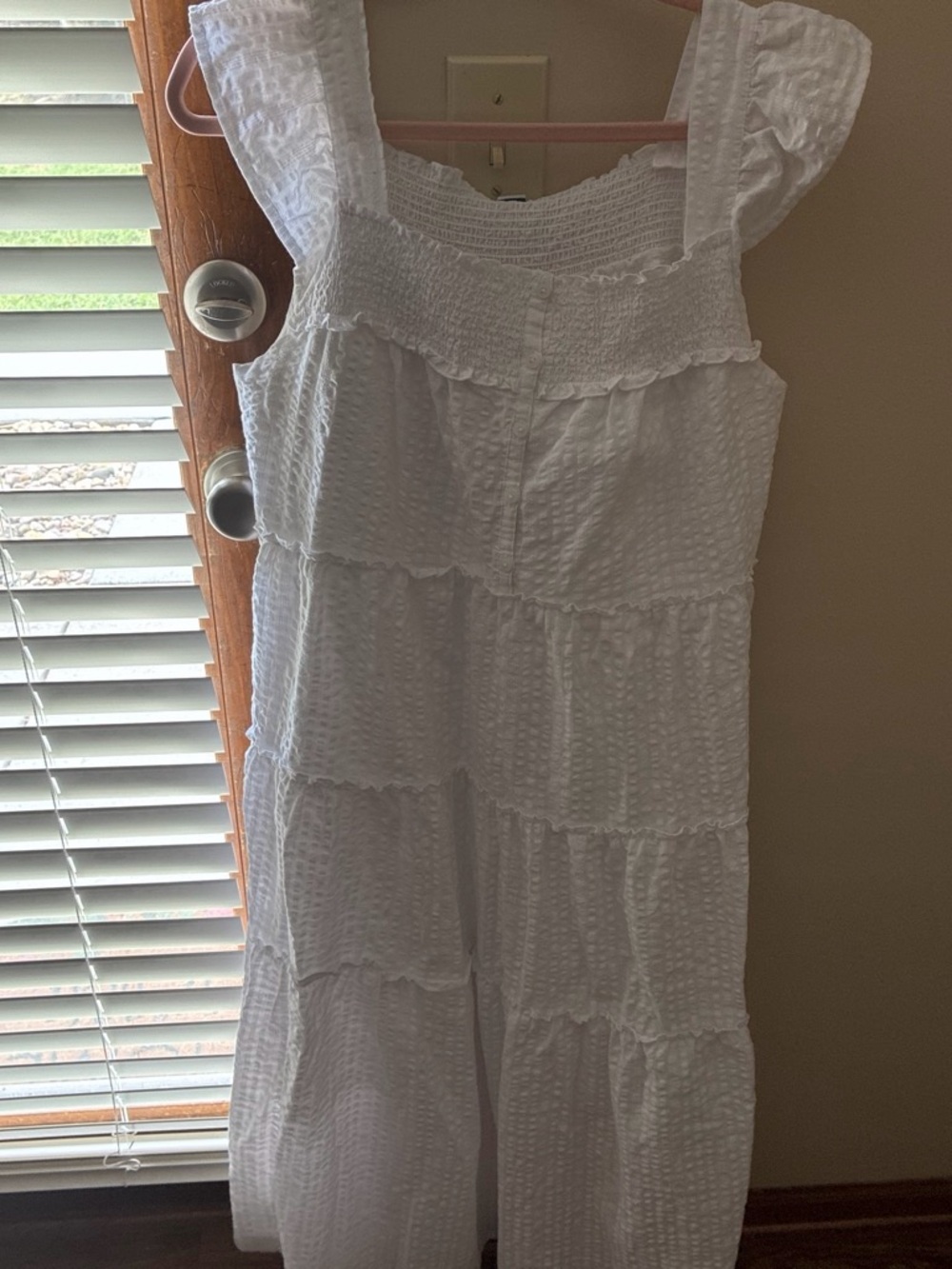 Old Navy White Sundress - Seersucker Maxi Dress